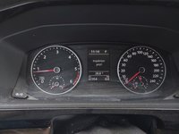 Pogled na kombinovani instrument