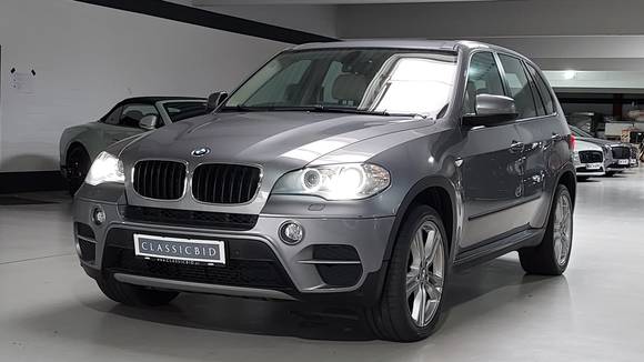 Vaizdas iš priekio kairės