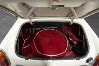 View of boot / luggage space