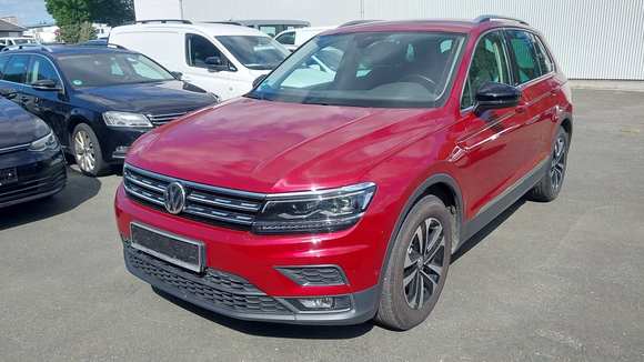 View front left