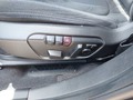 Widok przycisków sterujących foteli elektrycznych