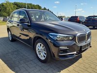 Pogled desno spredaj