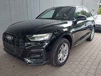 Skats no kreisās puses priekšā