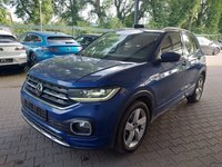 Skats no kreisās puses priekšā