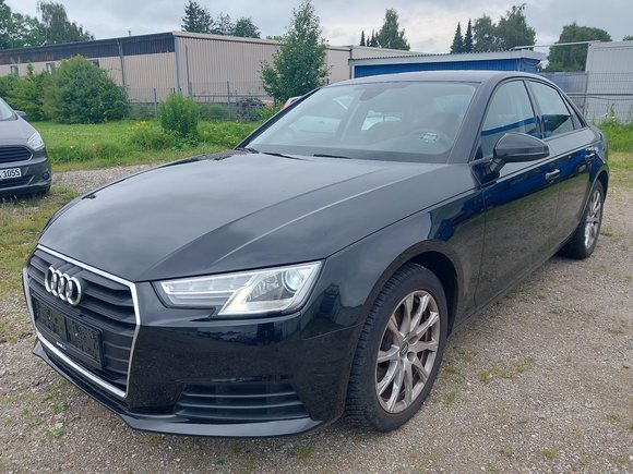 Skats no kreisās puses priekšā