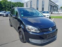 Skats no labās puses priekšā