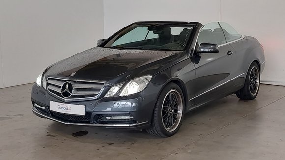 View front left