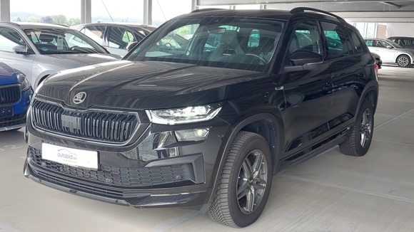 View front left