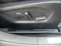 el. Front passenger's seat