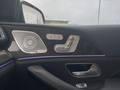 View of control buttons for electric seat adjustment