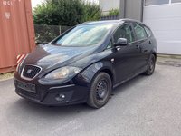 Skats no kreisās puses priekšā