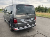 Pogled levo zadaj