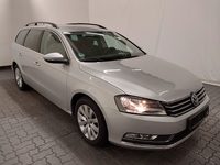 Skats no labās puses priekšā