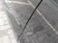 Stopy dorazu hrany dveří vlevo vpředu