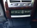 Vista del climatizador automático trasero