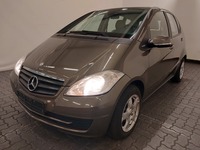Widok z przodu po stronie lewej