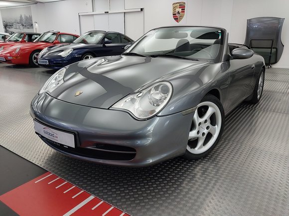 Vaizdas iš priekio kairės