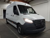 Pogled od napred  desno