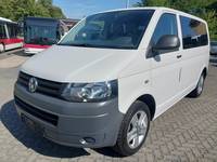Pogled levo spredaj