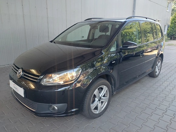 Pogled od napred levo