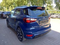 Pogled levo zadaj
