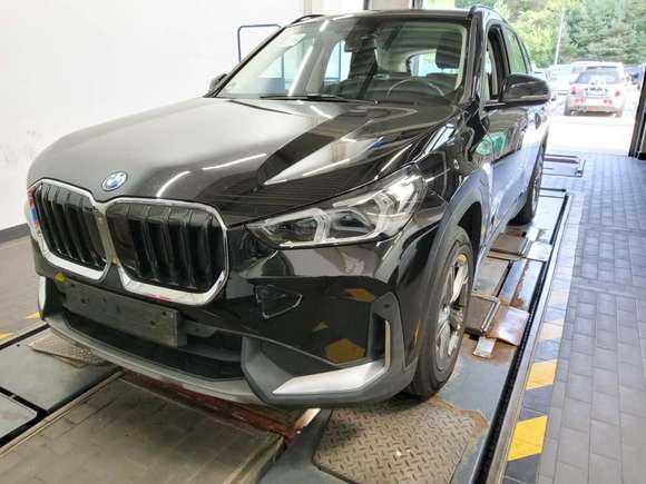 Aanzicht voor links