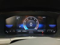 Вид на приборную панель