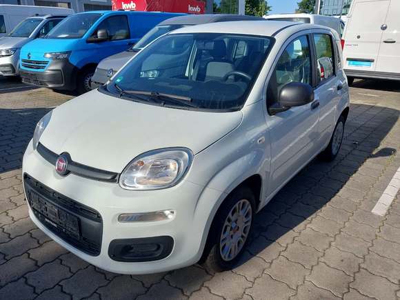 Pogled od napred levo