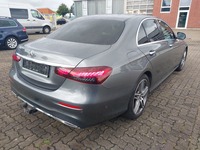 Vaizdas iš galo dešinės