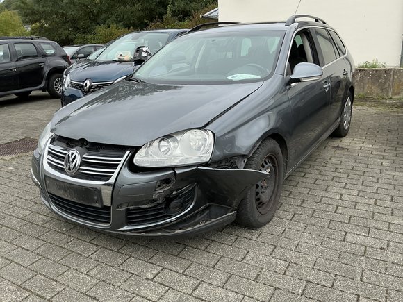 Ansicht vorne links