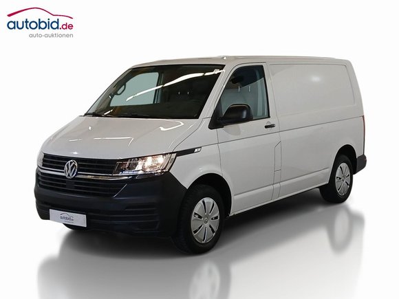 Pogled od napred levo