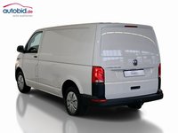 Pogled od pozadi levo