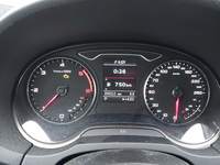 Pohled na přístrojovou desku