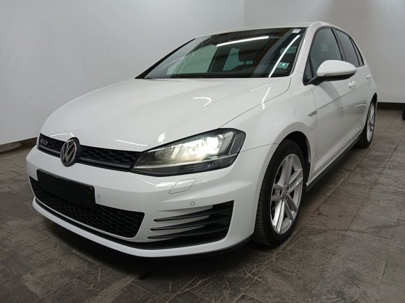 View front left