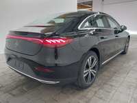 Pogled od pozadi desno