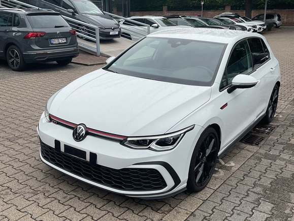 View front left