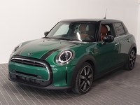 View front left