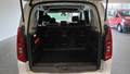 View of boot / luggage space