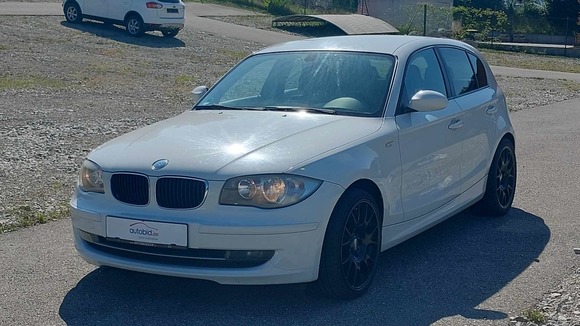 View front left