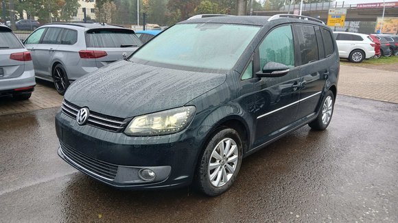 View front left