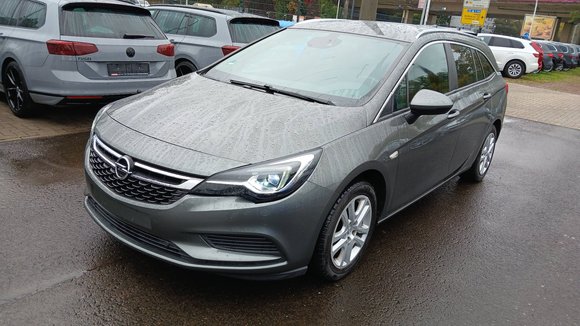 View front left