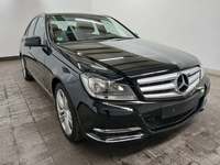 Vaizdas iš priekio dešinės