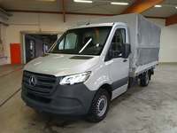 Pogled od napred levo