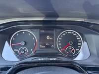 Pohled na přístrojovou desku