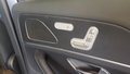 Vista de los botones de control del asiento trasero
