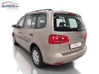 Pogled od pozadi levo