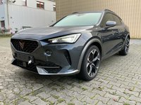 Pogled od napred levo