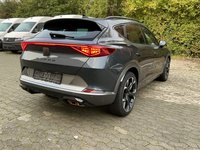 Pogled od pozadi desno