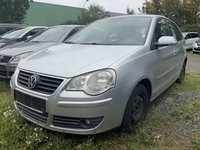 Pogled levo spredaj