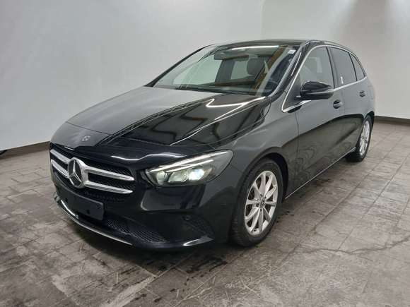 Vaizdas iš priekio kairės